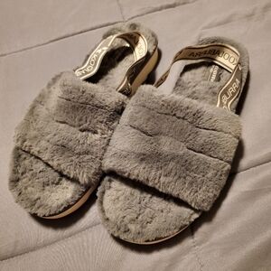 Koolaburra by UGG Slippers Fuzz'n II Women's Size 11 Grey Faux Fur Fuzzy Slides